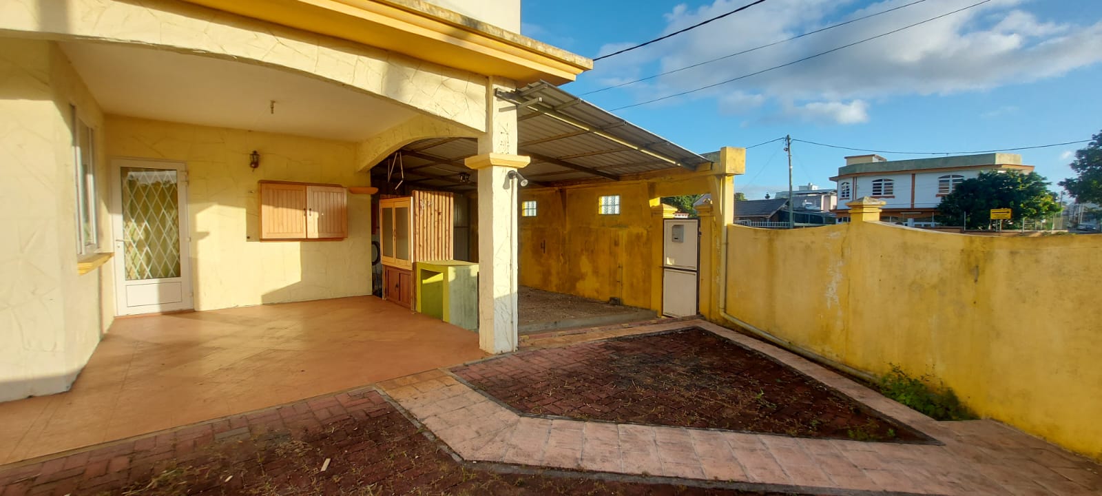 House For Sale At Jumbo Phoenix , Mauritius